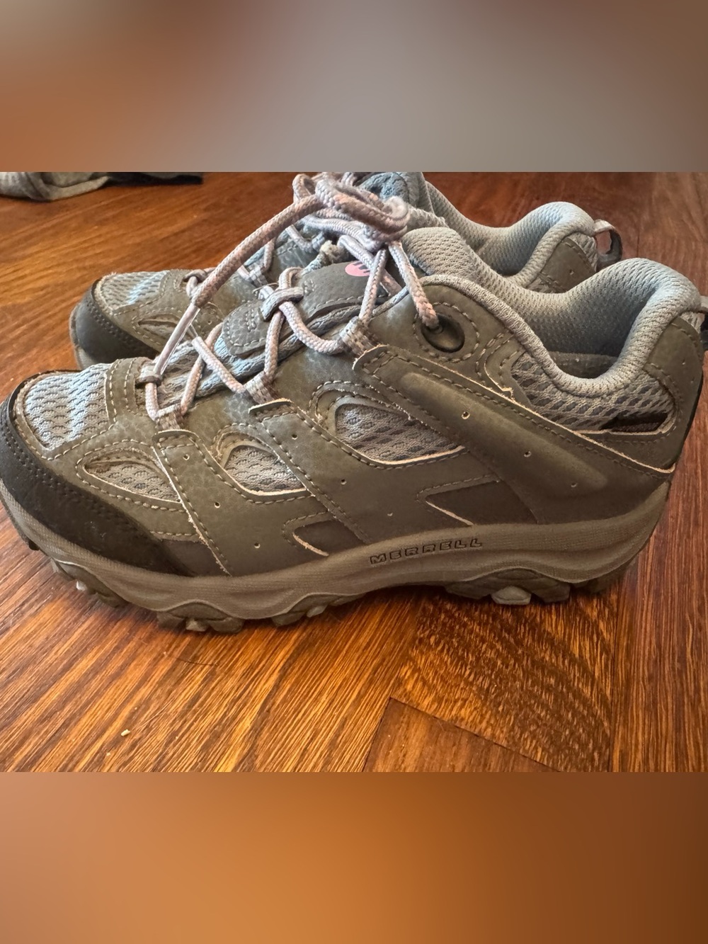 Merrell Kids Gray Trail Sneakers with Pink Accent size 1